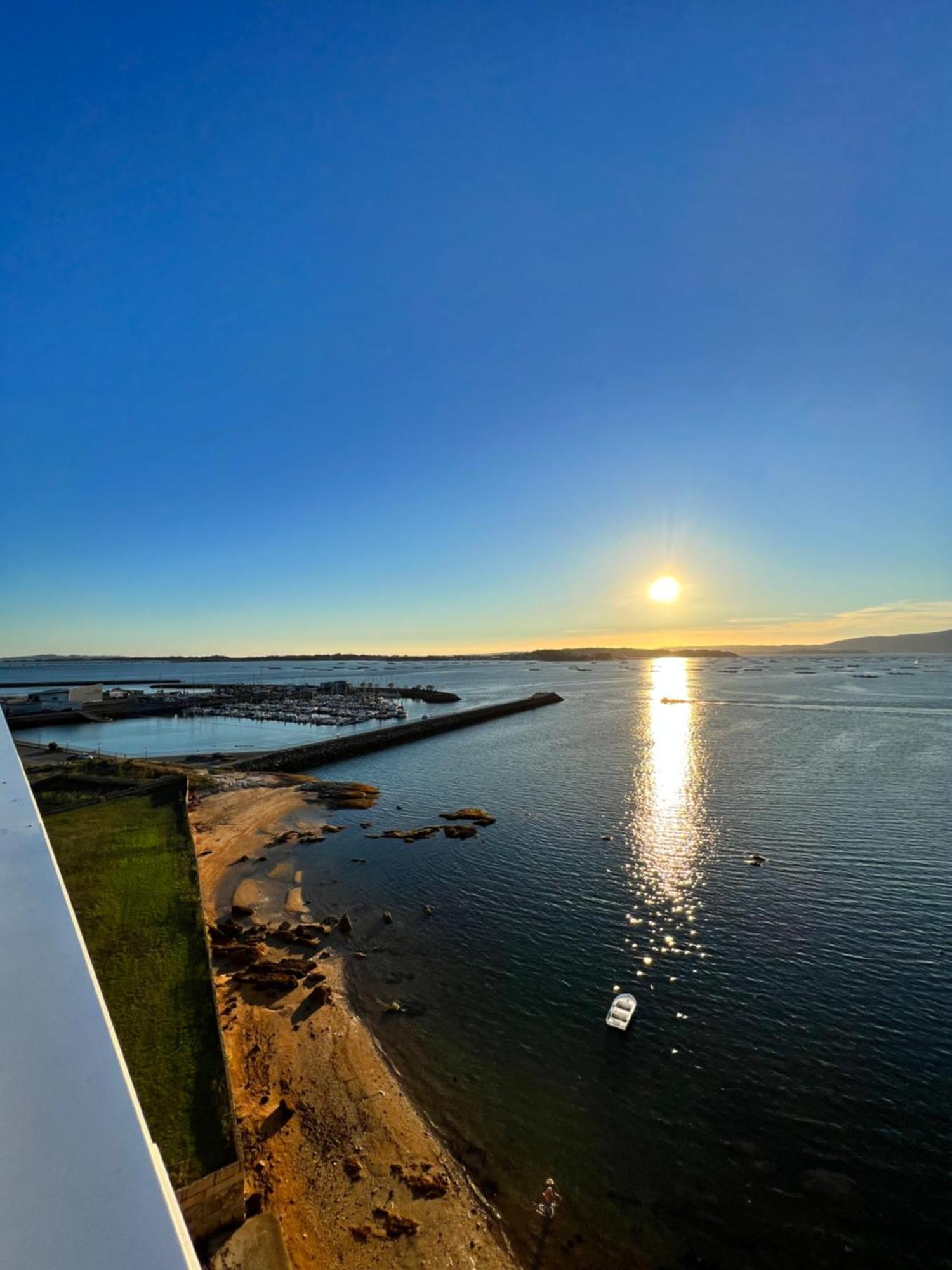 Apartamento Arousa Mar Вилануева де Ароса Екстериор снимка